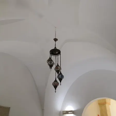 Tatil Evi La Limesa, Antica Dimora Con Volte A Stella *